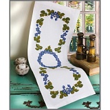 Купить недорого   Набор для вышивания Anchor: салфетка-дорожка "Hepatica In A Ring", MEZ Венгрия, 9240000-02111  в интернет магазине Фэмили хобби